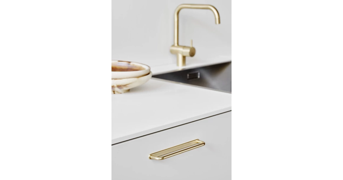 Kép 2/6 - Fogantyú Furnipart D-LITE  160mm, fém, arany