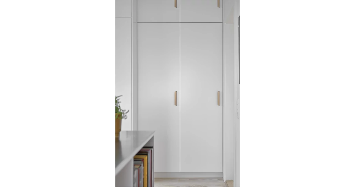 Kép 2/5 - Fogantyú Furnipart ENVELOPE  160mm, alumínium, csiszolt sárgaréz