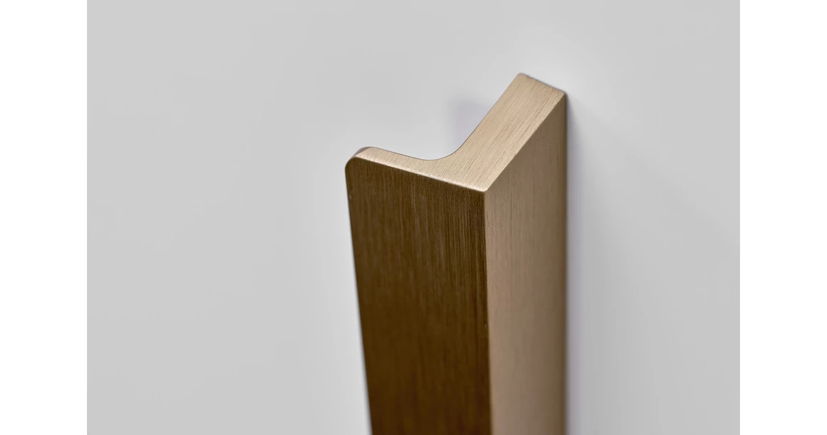 Kép 4/5 - Fogantyú Furnipart ENVELOPE  160mm, alumínium, csiszolt sárgaréz