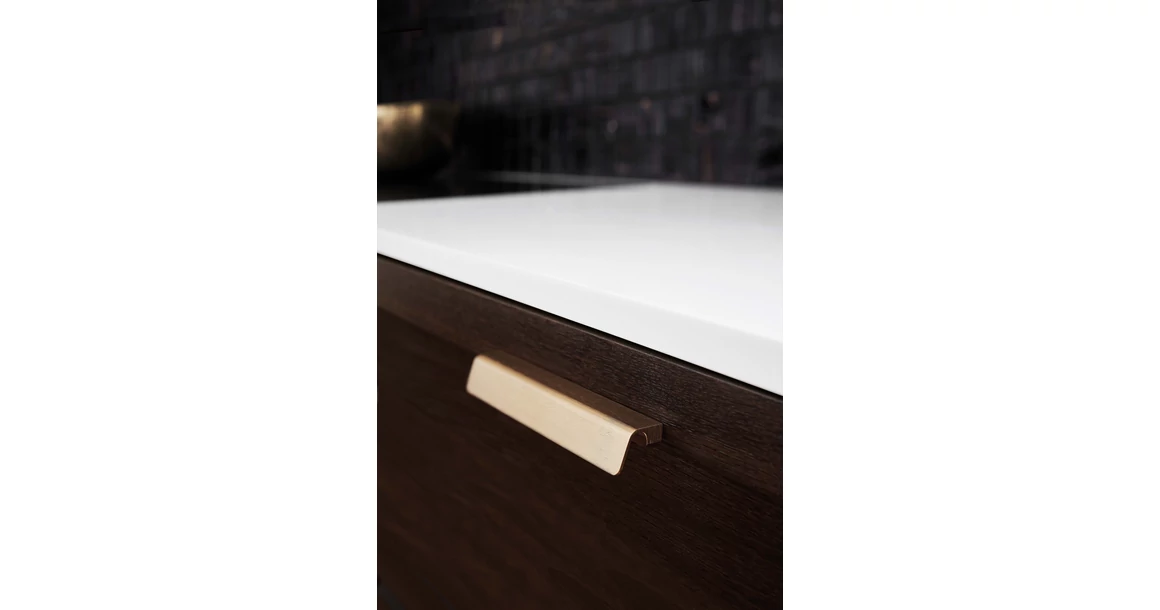 Kép 2/2 - Fogantyú Furnipart FRINGE  160mm, alumínium, csiszolt sárgaréz