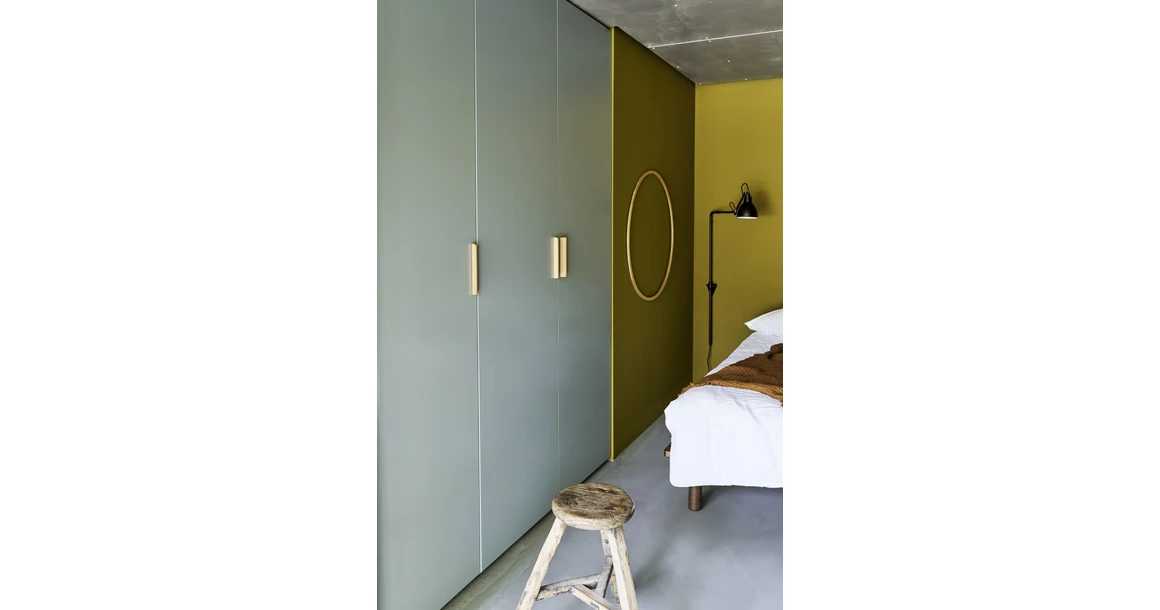 Kép 7/7 - Fogantyú Furnipart GLOVE  160mm, fa, lakkozott tölgy