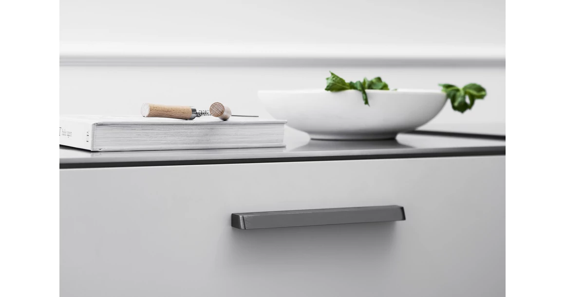 Kép 5/5 - Fogantyú Furnipart GUILD  160mm, fém, csiszolt antracit