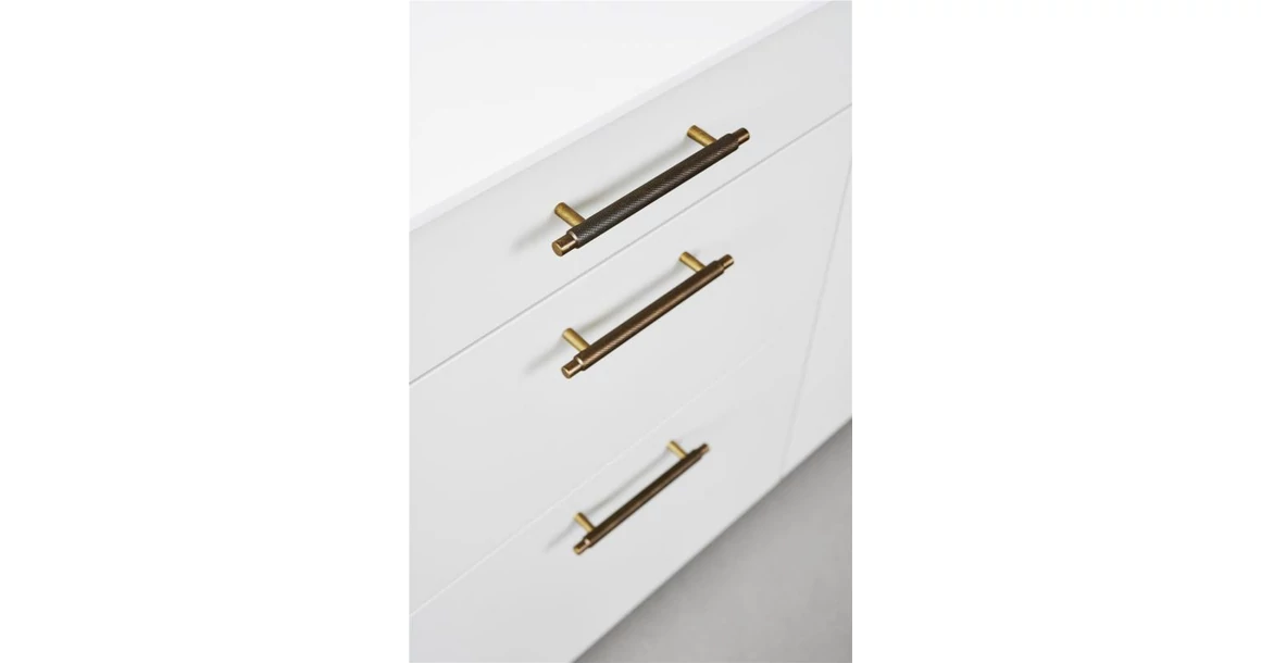 Kép 2/2 - Fogantyú Furnipart MANOR  192mm, fém, antik sárgaréz