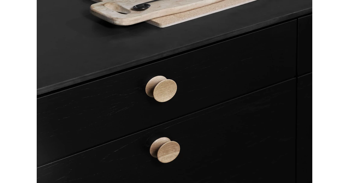 Kép 3/3 - Fogantyú Furnipart PULLEY gomb, fa, lakkozott tölgy