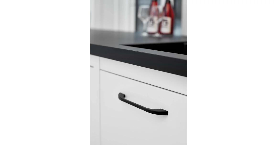 Kép 2/2 - Fogantyú Furnipart SLIM  160mm, fém, fekete matt