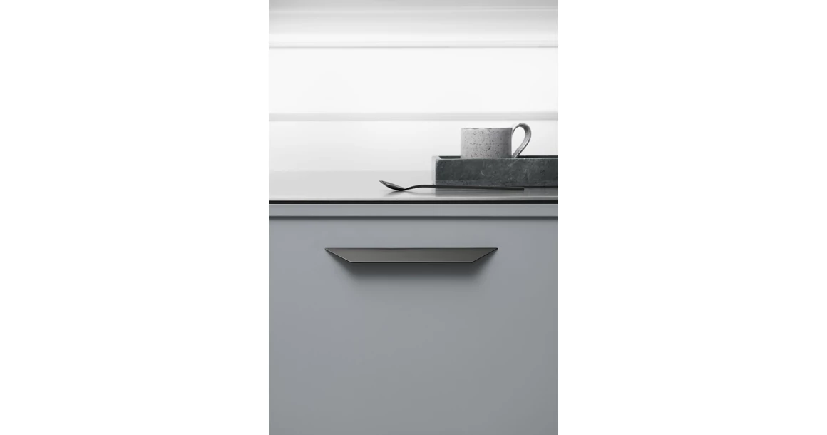 Kép 5/5 - Fogantyú Furnipart STREAMLINE   96mm, alumínium, fekete