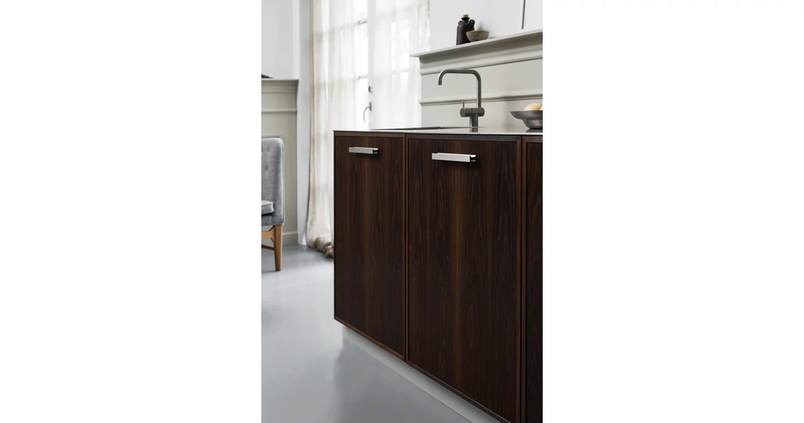 Kép 2/2 - Fogantyú Furnipart TRACK  160/544mm, alumínium, szálcsiszolt