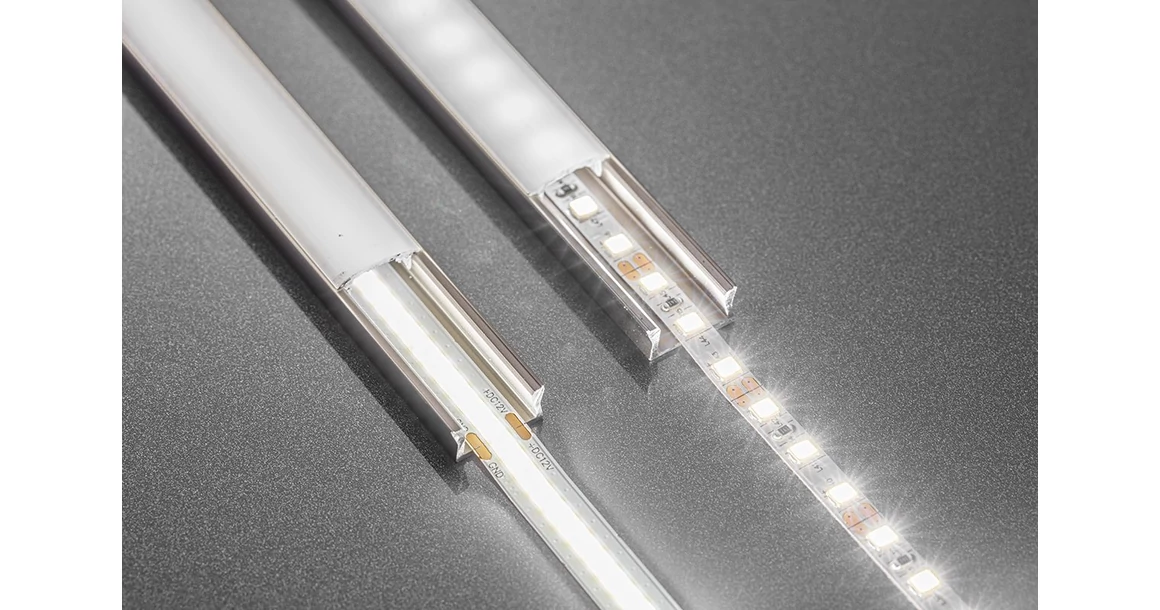 Kép 5/5 - LED szalag COB LED csík, 1600 LED/5 fm, semleges fehér, 8W/fm,  40W/5fm , 8mm , 5fm/tekercs, 12V, IP20, 800lm/m N