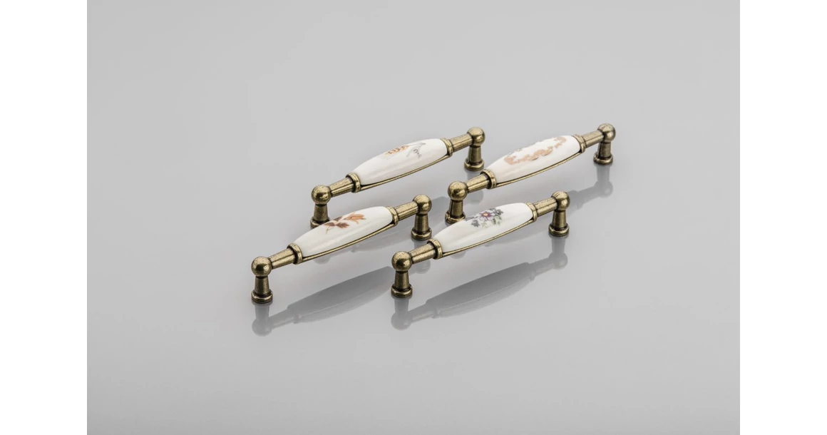 Kép 2/3 - Fogantyú porcelán-fém,   96mm, 728B, lila virág antik bronz