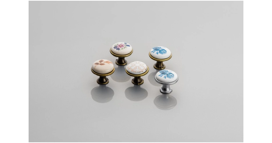 Kép 2/3 - Fogantyú porcelán-fém, gomb J4, antik ezüst - kék virág