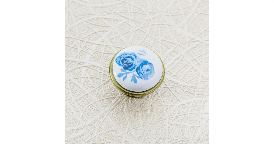 Kép 3/3 - Fogantyú porcelán-fém, gomb J4, antik ezüst - kék virág