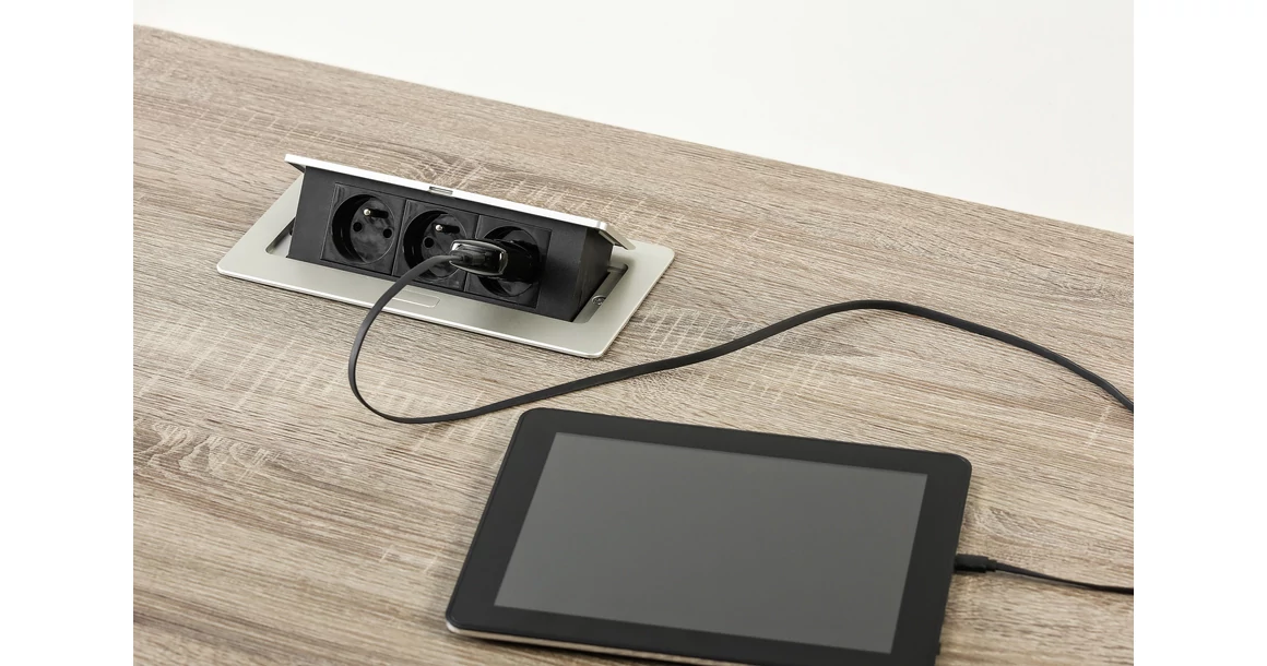 Kép 3/3 - Konnektor, pultba süllyeszthető, fekvő, SOFT, 2x dugalj,2x USB 2A, 1,5 lábellel, alumínium