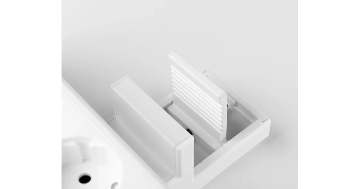 Kép 3/11 - Konnektor, pultra szerelhető, 3x dugalj, 1x USB A, USB C, 1,5fm kábellel, fehér, NICO