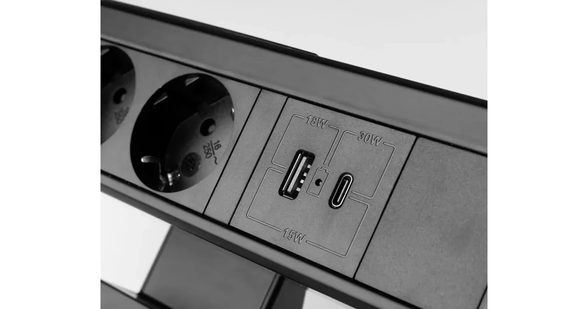 Kép 5/7 - Konnektor, pultra szerelhető, 3x dugalj, 1x USB A, USB C, 1,5fm kábellel, fekete, NICO