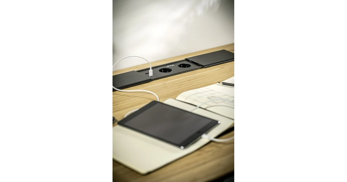 Kép 6/8 - Konnektor, pultba süllyesztett, 2x dugalj, 1x USB A, USB C, hálózati RJ45, HDMI, 1,5fm kábellel, fehér, PRESTINO