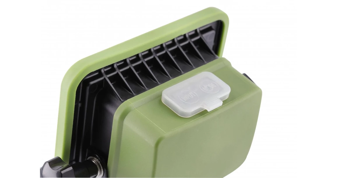 Kép 2/6 - LED reflektor akumulátorral ALLEDO 20W, 1600lm, AC220-240V, 50/60 Hz, PF>0,5, RA>80, IP54, 120°, 6400K, zöld