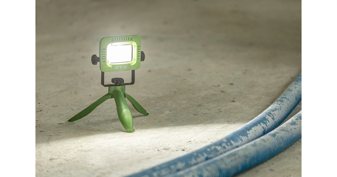 Kép 5/6 - LED reflektor akumulátorral ALLEDO 20W, 1600lm, AC220-240V, 50/60 Hz, PF>0,5, RA>80, IP54, 120°, 6400K, zöld