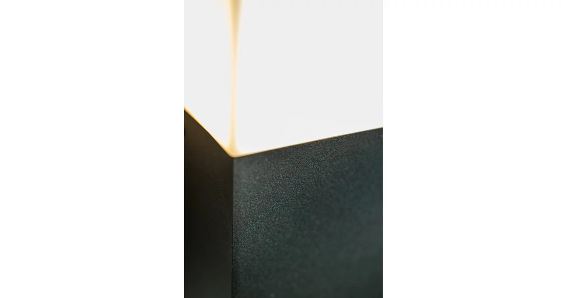 Kép 4/5 - Lámpa Kerti lámpatest LARGO-AU, E27, max.15W, IP44, AC220-240V, 50-60Hz, falra szerelhető, grafit