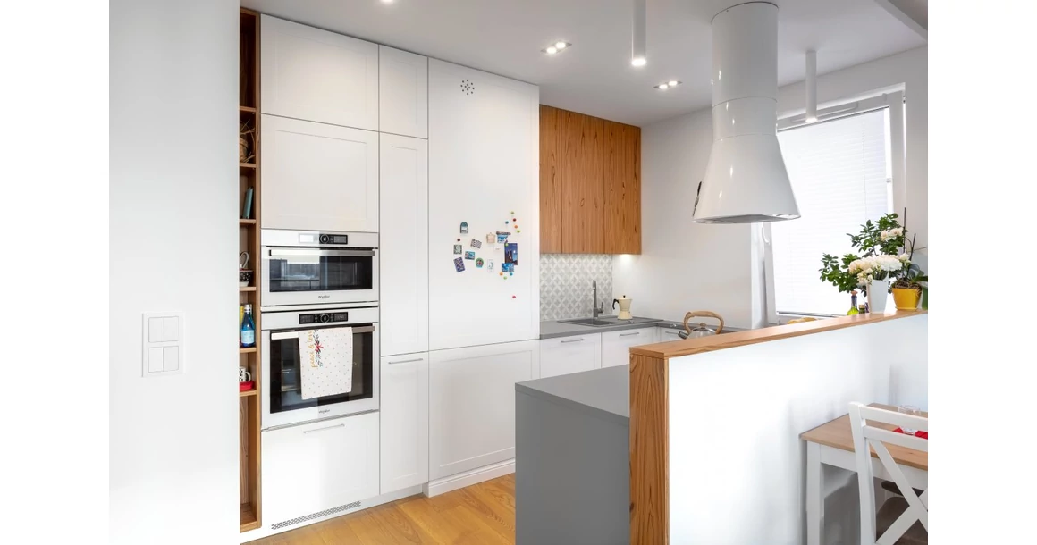 Kép 7/11 - Lámpa Mennyezeti lámpatest MORENA, IP20, négyzet, ezüst