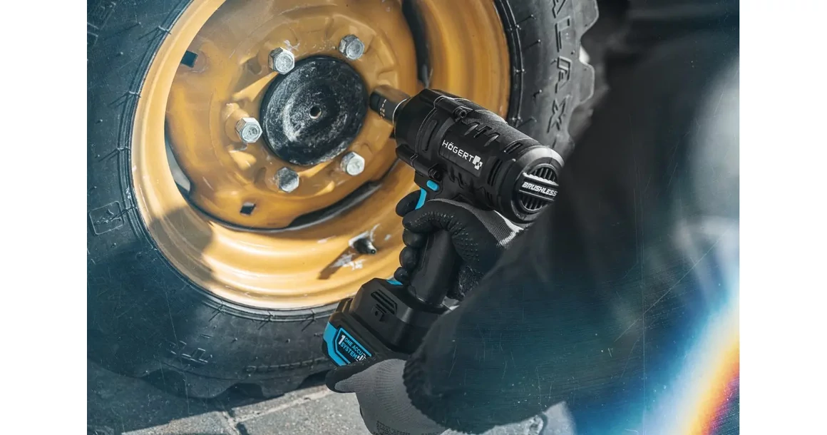 Kép 5/7 - Högert HT2E254-B16IW ütvecsavarozó szett, 18V, 600Nm, 6 Ah akkuval, töltővel, kofferben