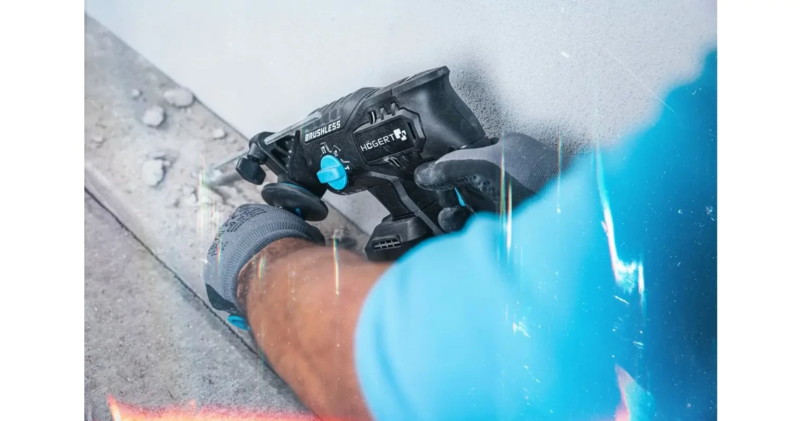 Kép 2/11 - Högert HT2E249-B24CH fúró-vésőkalapács szett, 18V, 2,2J, SDS+, 2db 4Ah akkuval, töltővel, kofferben