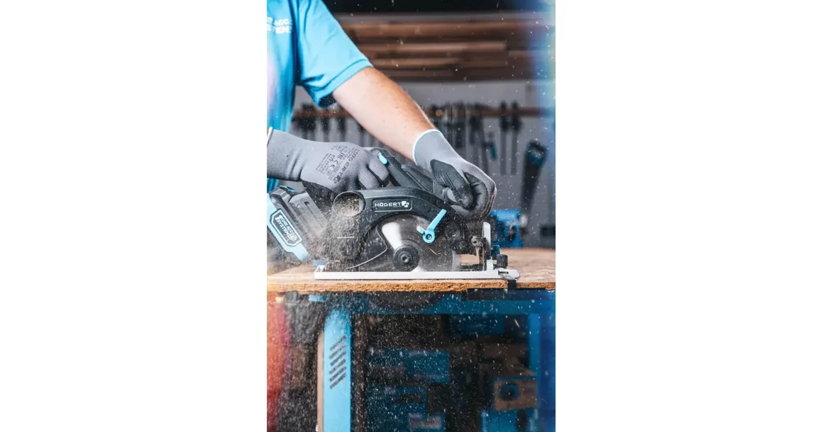 Kép 2/16 - Högert HT2E235-0CS körfűrész, 165mm, 18V, dobozban