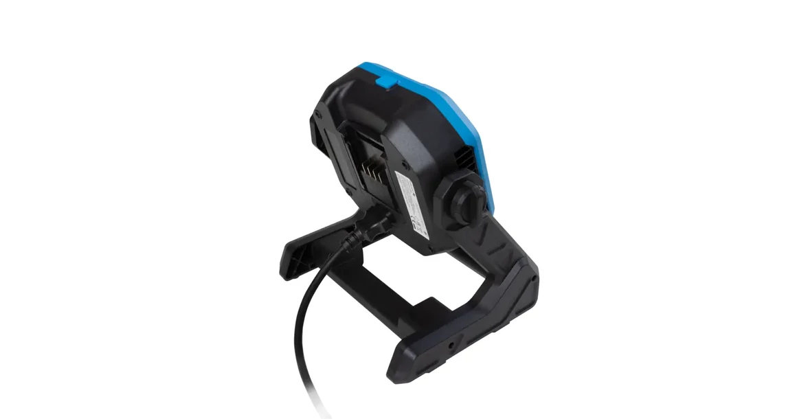 Kép 4/5 - Högert HT2E237-0FL reflektor, 18V, 2400lm, dobozban