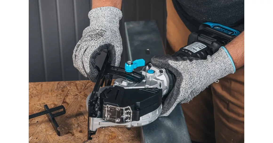 Kép 9/22 - Högert HT2E261-0RMS fémfűrész, 120mm, 18V, dobozban