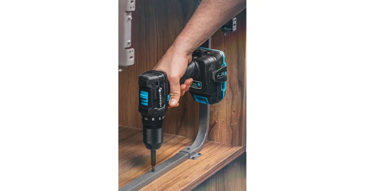 Kép 2/13 - Högert HT2E265-B22DD fúró - csavarbehajtó szett, 18V, 40Nm, 2db 2 Ah akkuval, töltővel, kofferben