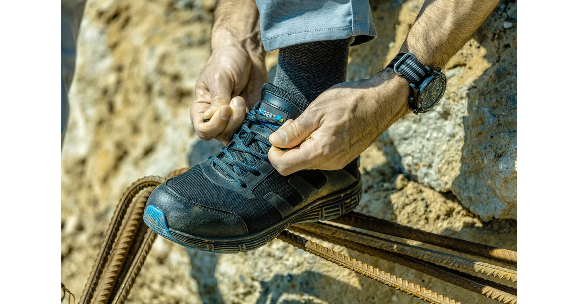 Kép 9/9 - Munkaruha Högert BARTEN Munkavédelmi félcipő S1 SRC, 39