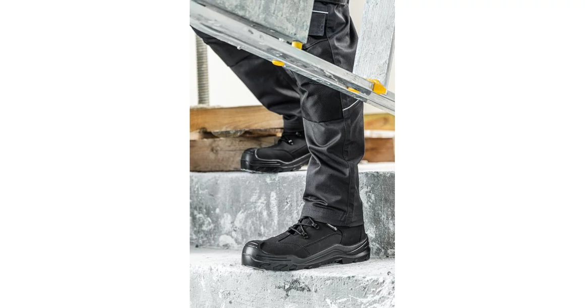 Kép 3/4 - Munkaruha Högert JORG Munkavédelmi bélelt bakancs S3 SR, fekete 40