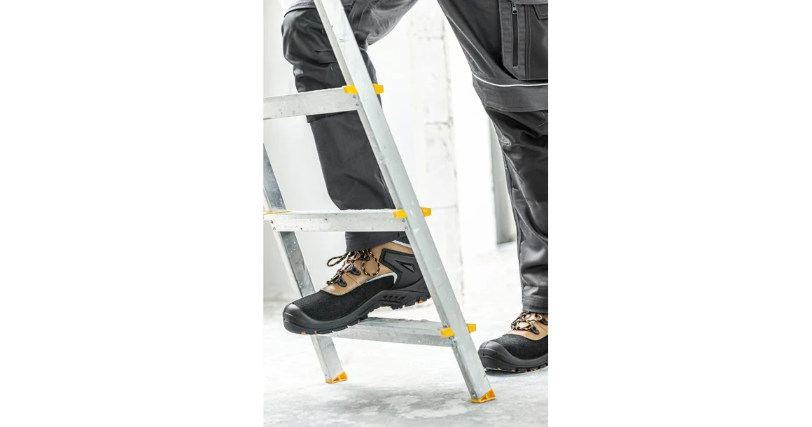 Kép 4/5 - Munkaruha Högert MEPPEN Munkavédelmi bakancs ADVANCED S3 SR bézs/fekete 40