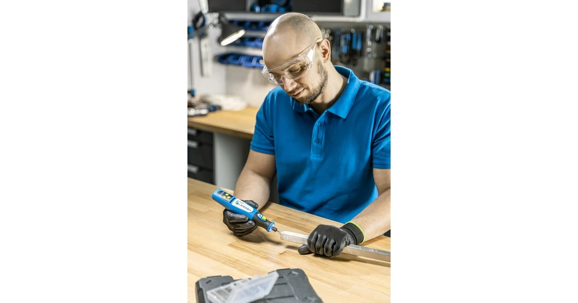 Kép 4/4 - Munkaruha Högert VENEDIG Átlátszó biztonsági szemüveg, univerzális