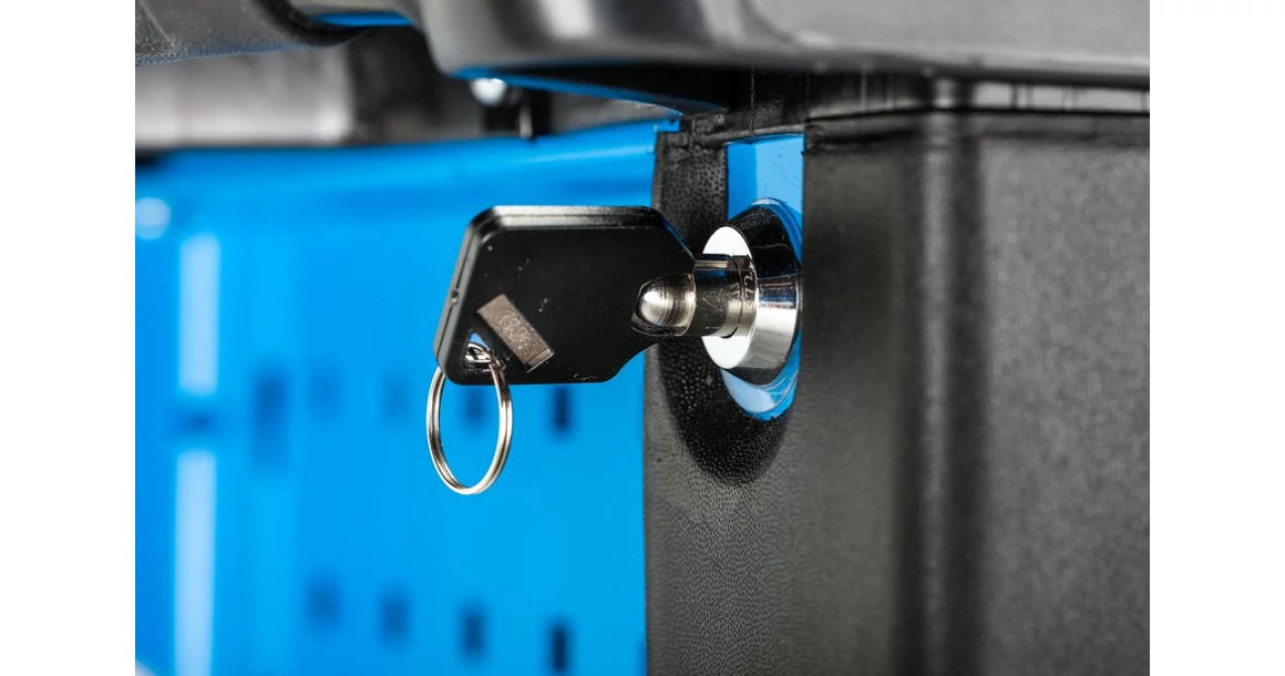 Kép 7/11 - Szerszám Högert Szerszámszekrény fali panellel