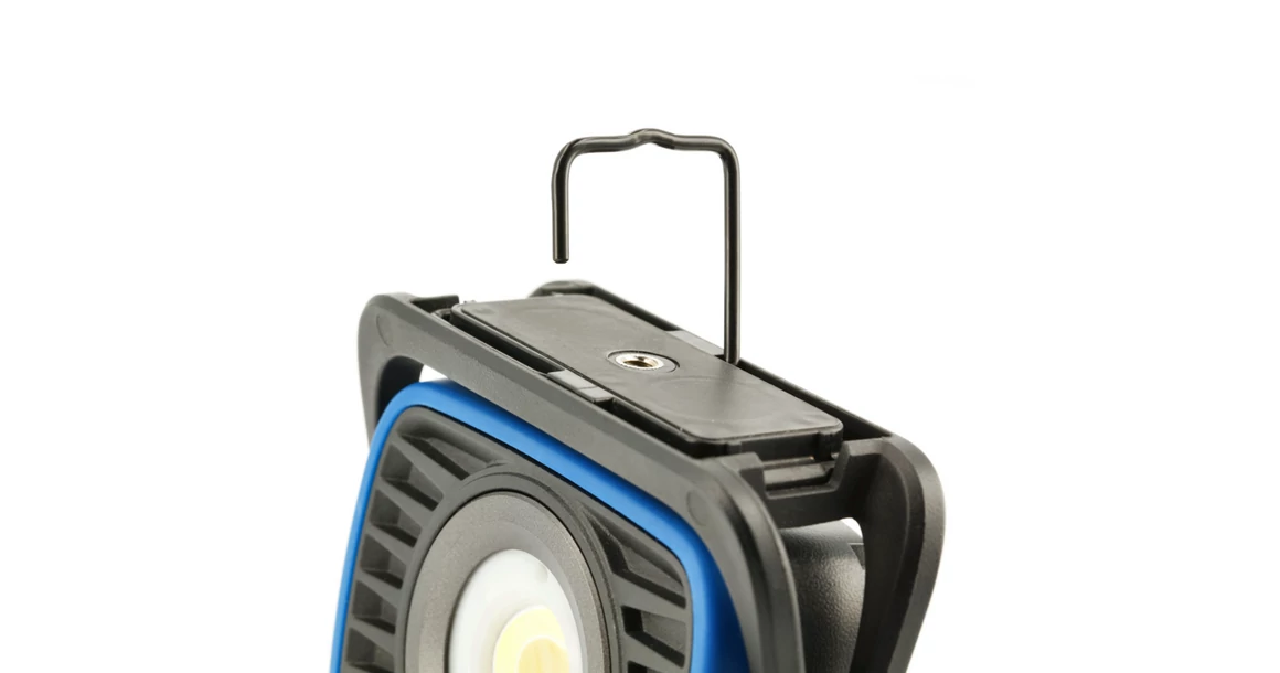 Kép 3/4 - Szerszám Högert Lámpa, LED, munkalámpa, 1500lm, IPX4-IK07, akku Li-Ion 3,7V 8000mAh, 4 szín