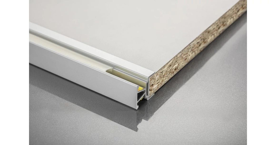 Kép 3/4 - LED Profil GLAXMNBDW, polc élre rögzíthető, kétoldalú, döntött, 19mm bútorlaphoz, 3fm, alu elox