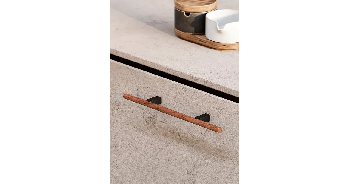 Kép 4/6 - Fogantyú  Viefe KUMO WOOD  128mm, alumínium-fa, szálcsiszolt - tölgy