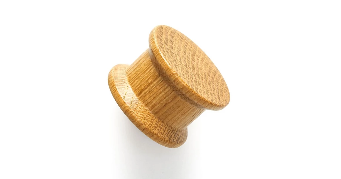 Kép 1/5 - Fogantyú  Viefe OH!  gomb, fa, 40mm, tölgy