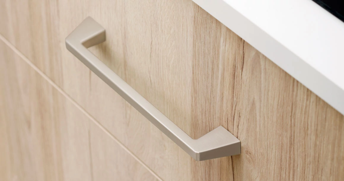 Kép 2/3 - Fogantyú  Viefe KADO  160mm, fém, fényes króm