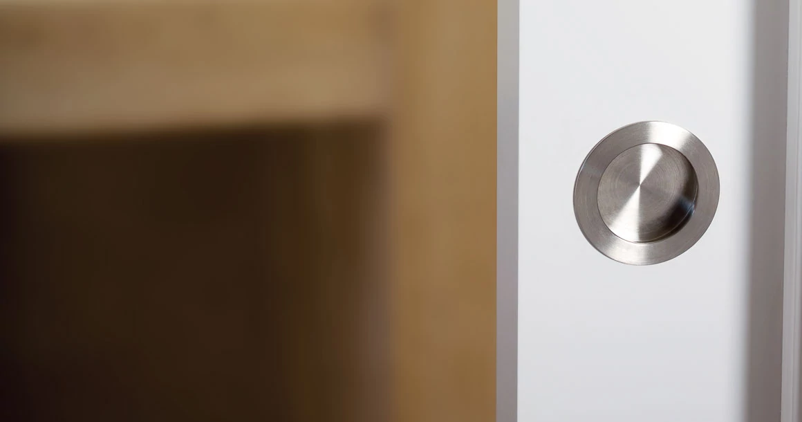 Kép 2/3 - Fogantyú  Viefe RADI süllyesztett, 50mm, rozsdamentes acél, szálcsiszolt