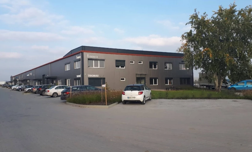 Központi Iroda és Raktár