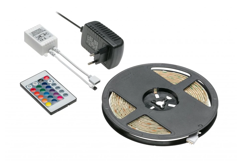 LED szalag RGB színváltós szett, 150 LED/5 fm, 8W/fm,  36W/5fm , 10mm , 5fm/tekercs, 12V, IP20, tápegységgel, távirányítóval