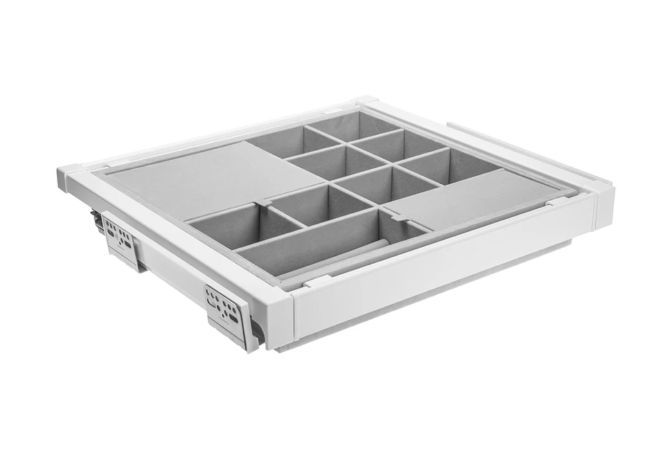 Gardób ELITE rendszerező  80mm magas, teljes kihúzású, csillapított záródású, rejtett fióksínnel szerelve, 560-618mm, fehér