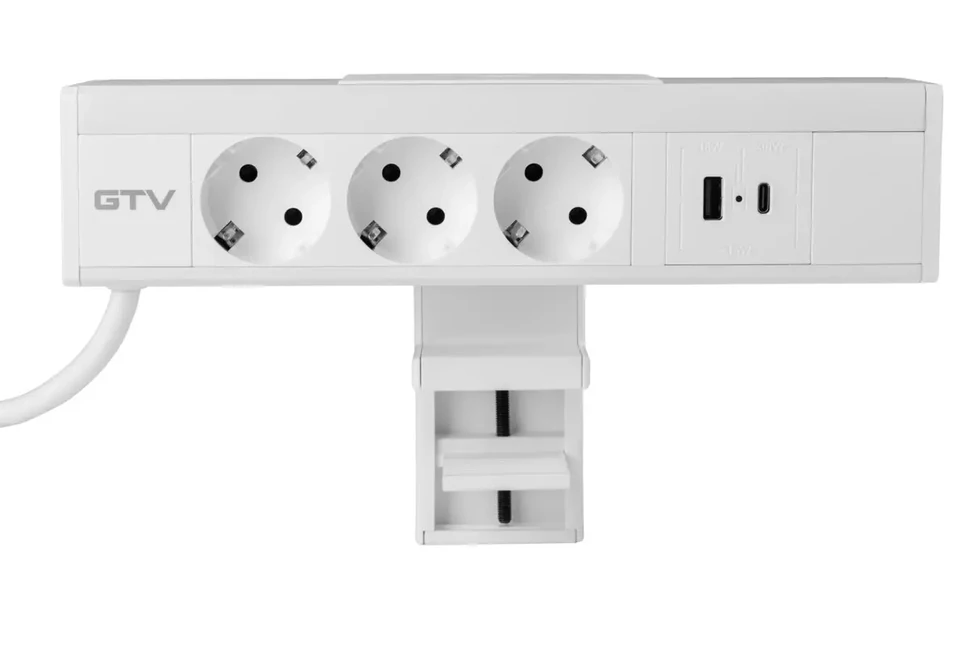 Konnektor, pultra szerelhető, 3x dugalj, 1x USB A, USB C, 1,5fm kábellel, fehér, NICO
