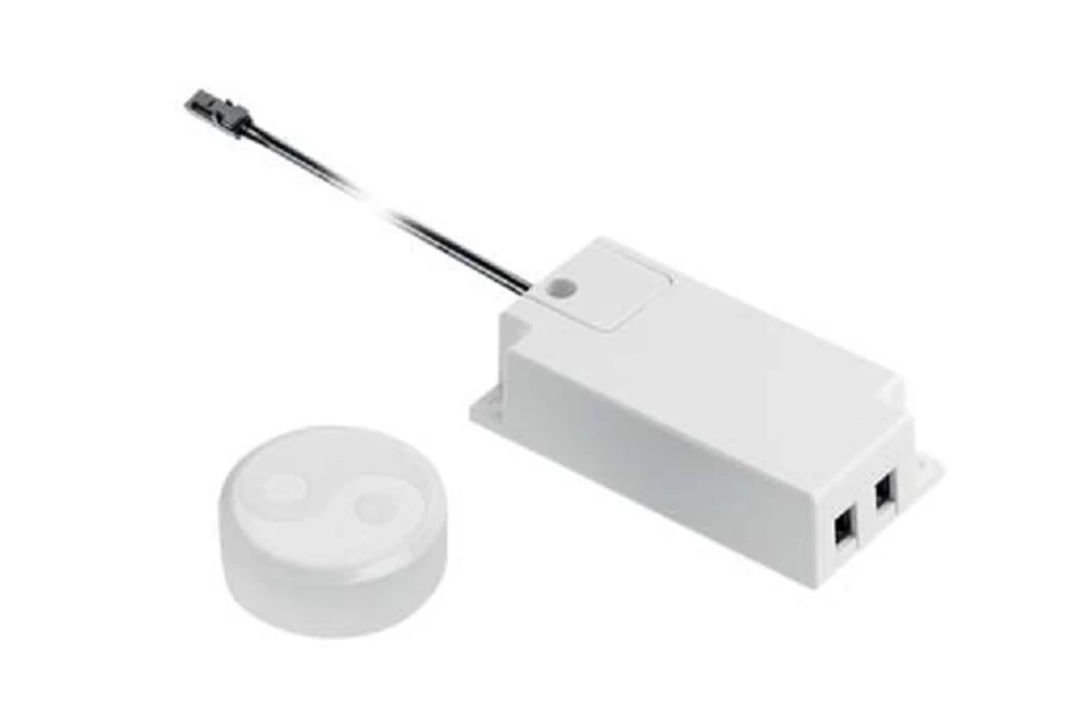 Kapcsoló, érintős, CCT-hez, távvezérlős, fényerőszabályozóval, 12V, Max 60W, Mini AMP csatlakozóval, fehér