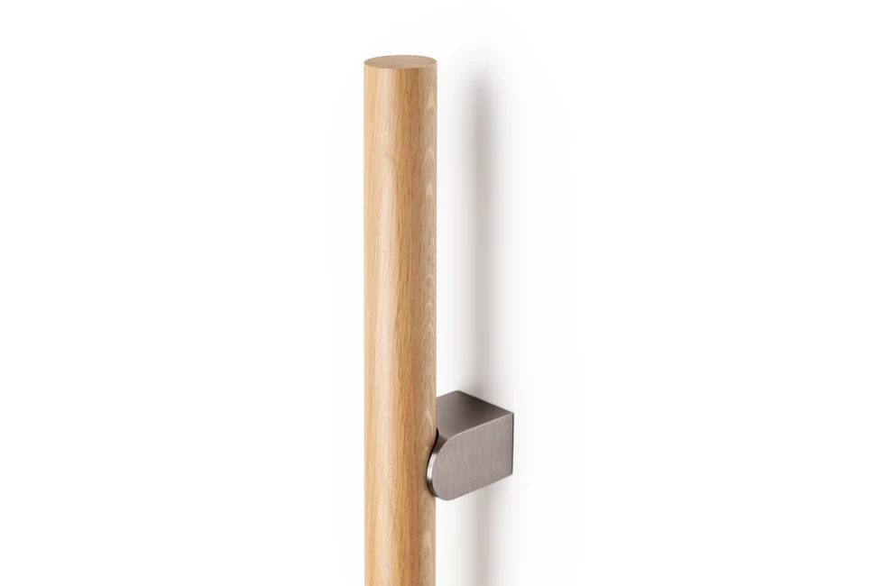 Fogantyú  Viefe KUMO WOOD BIG ONE  kétoldalról szerelhető szett 1056mm, alumínium-fa, szálcsiszolt - tölgy